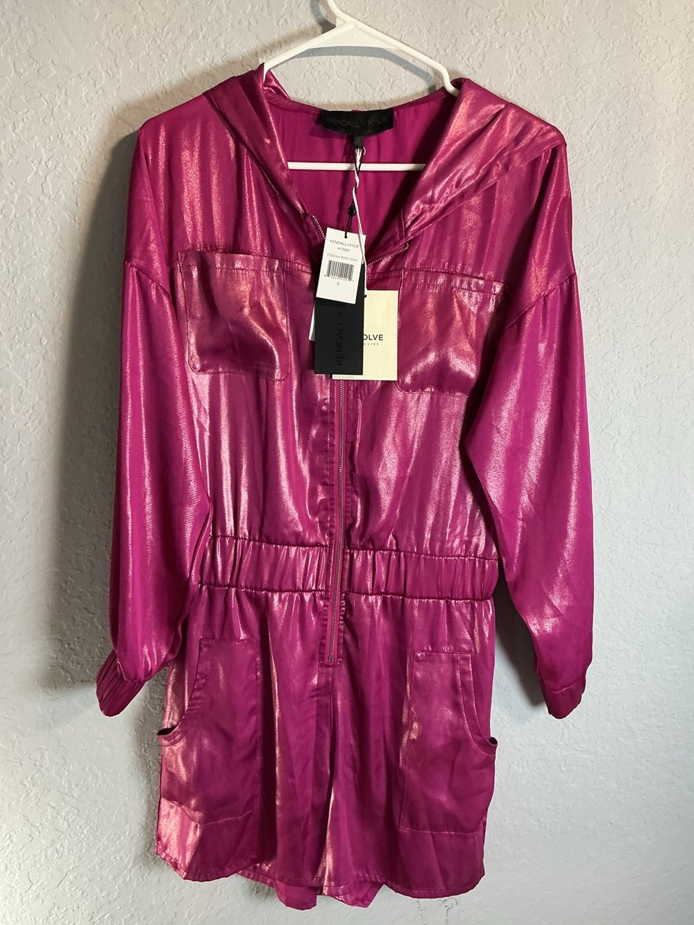 Revolve Kendall & Kylie WOMEN Fuchsia Hoodie Romper Trim Size S NWT